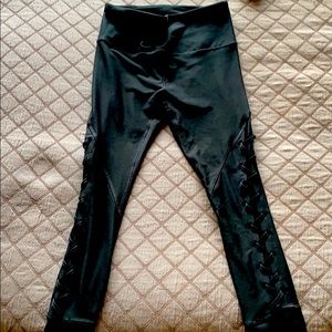 Cropped Workout Leggings